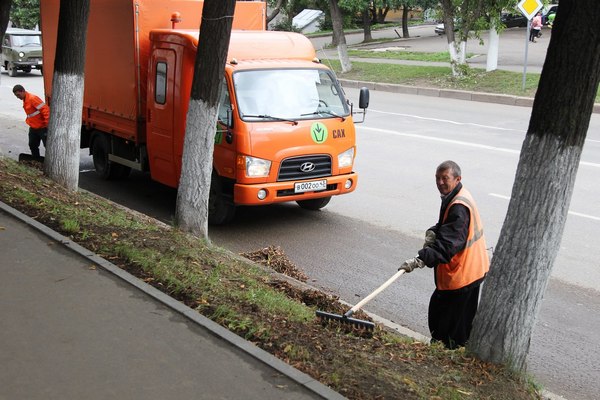 В Кирове начинается весенняя уборка города