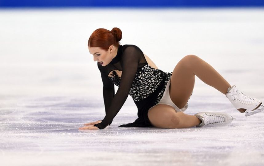 Падение Александры Степановой в короткой программе на чемпионате мира
