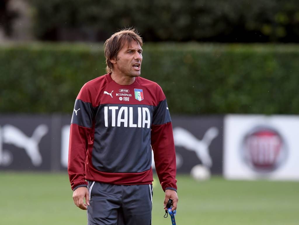 Тренеру сборной Италии угрожают расправой