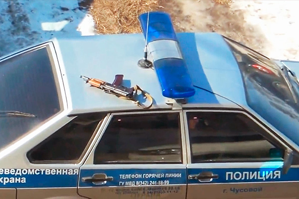 Пермские полицейские забыли «Калашников» на крыше служебного авто