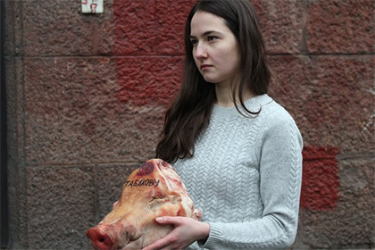 Православные активисты подложили Олегу Табакову «свинью»