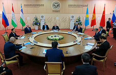 Ислам Каримов примет участие в саммите ШОС в Уфе