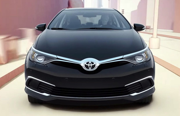 Первые информация и изображения — Обновленная Toyota Corolla