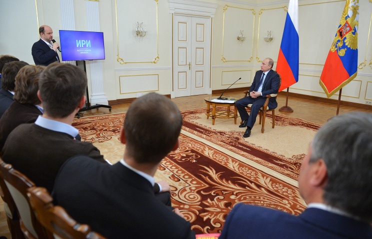 Президент России Владимир Путин на встрече с интернет-предпринимателями