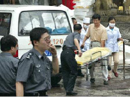 Теракт на вокзале в южной провинции всполошил жителей Китая