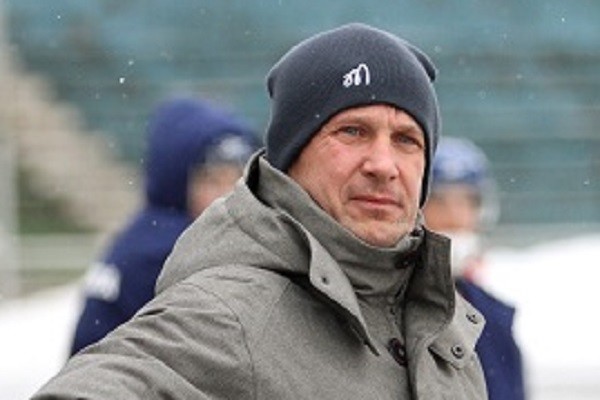Скончался тренер хоккейной команды Енисей-2 Андрей Веселов