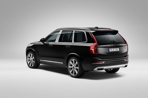 Volvo представила самую роскошную версию внедорожника XC90