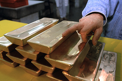 Промышленники порекомендовали ЦБ скупить все золото в России