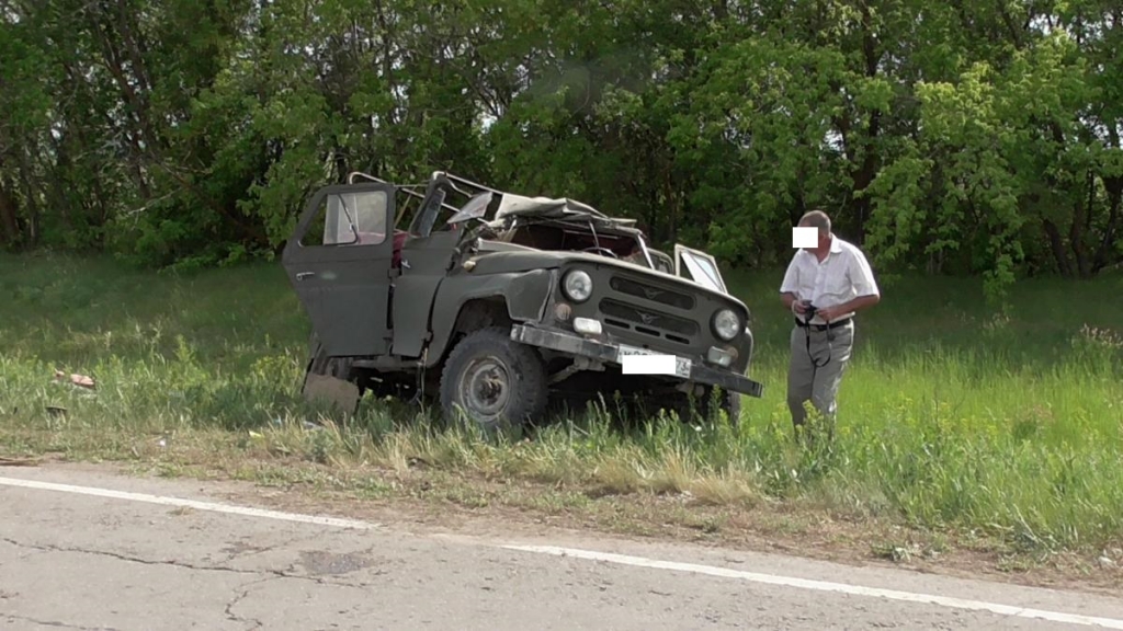 В Ульяновской области перевернулся пьяный водитель на УАЗе. Погиб пассажир