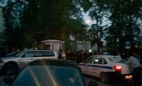 Депутат из Березников протаранил полицейский автобус