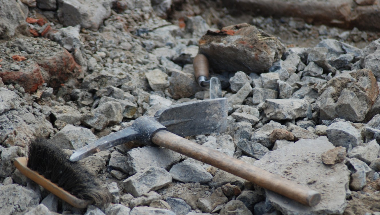 Кааре Лунд Расмуссен обнаружил ртуть в почве вокруг захоронения в Рибе