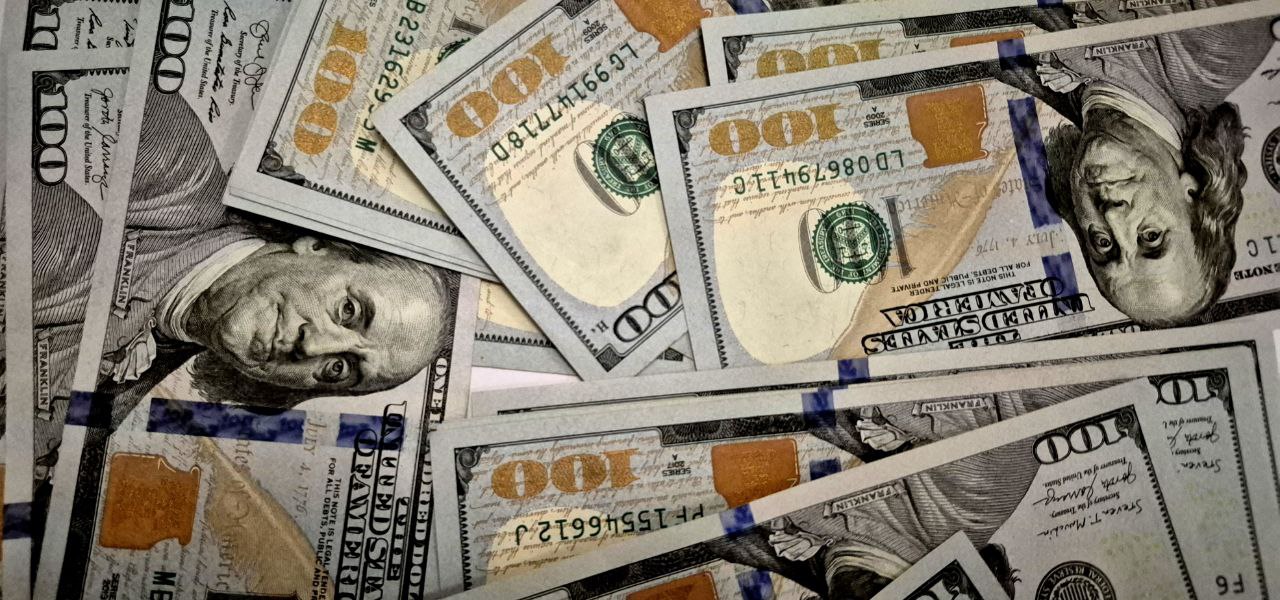 Прогноз Минфина: курс доллара вырастет до 133,1 рубля к 2042 году