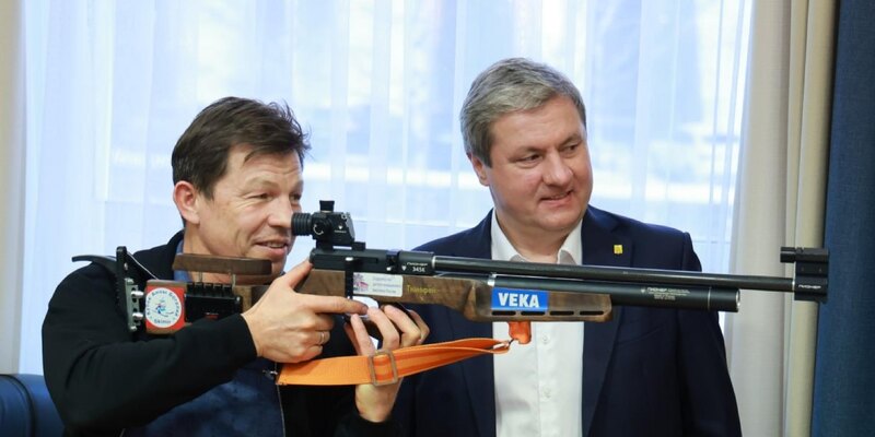 Морев и Майгуров обсудили биатлон в Архангельске