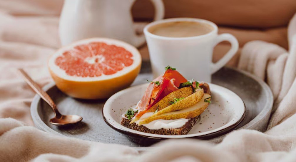 Врачи рассказали, как правильно составить завтрак для заряда энергии на весь день